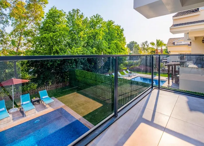 Infinity Lily 2 Вилла *