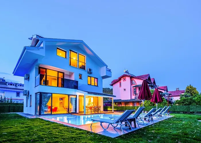 Villa Infinity Lily 2 *